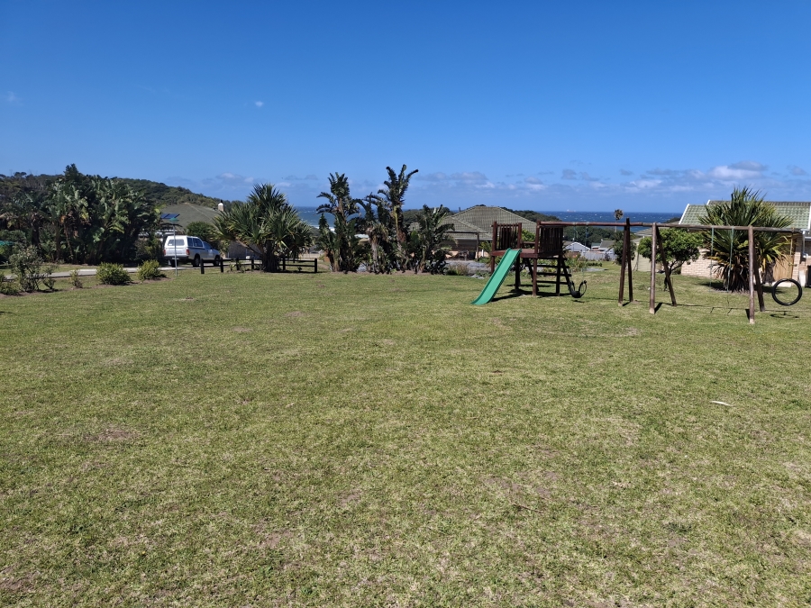 4 Bedroom Property for Sale in Four Seasons Eastern Cape
